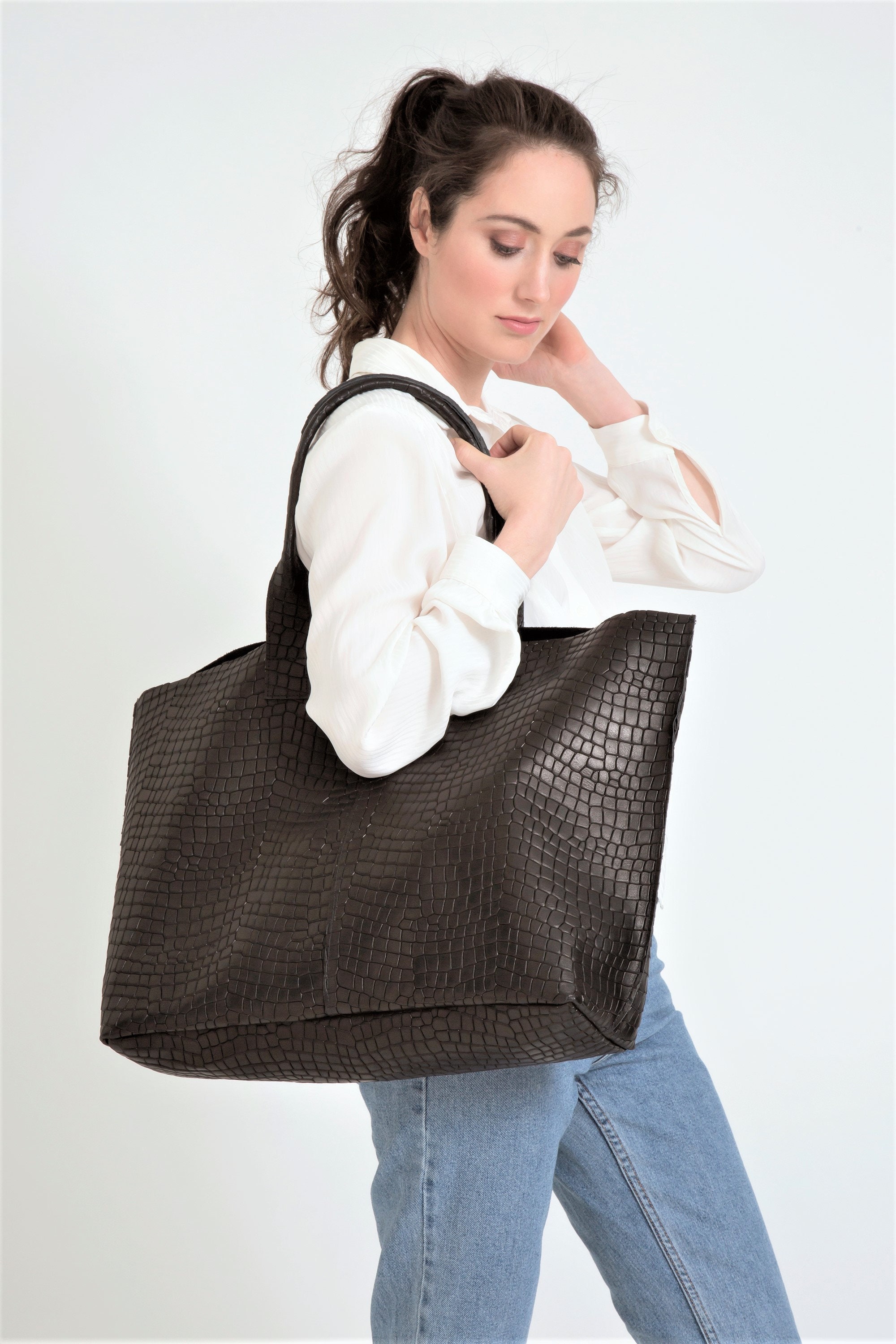oversized leather tote
