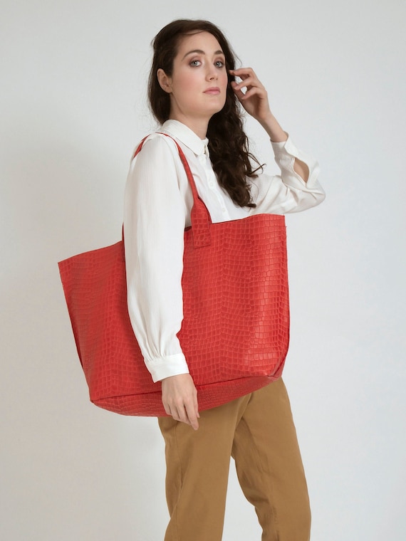 red leather shoulder bag