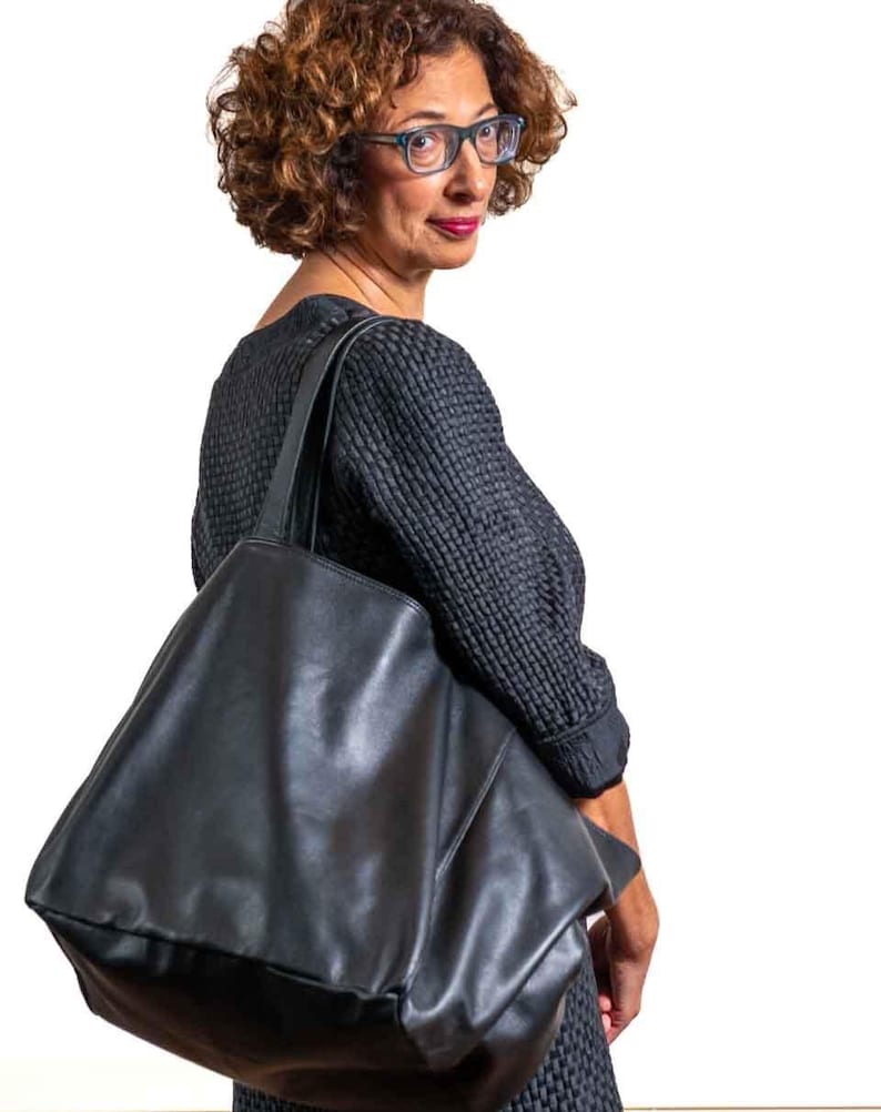 Bolso tote extragrande, bolso tote de cuero metalizado bronce hecho a mano de gran tamaño, bolso de hombro suave. Negro