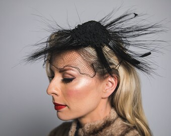 1950s Super Unique Black Fascinator or mini tilt hat with Horse Hair Feathers and Netting