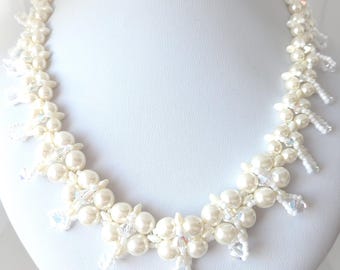 Swarovski Pearl and Crystal Bridal Necklace - Off white pearl necklace - Bridal pearl necklace - Wedding pearl and crystal necklace