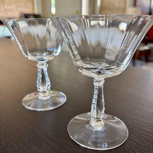 PAIR of vintage crystal art deco style coupe glasses/champagne glasses/vintage bar ware/coupe glasses/art deco style/cocktail glasses