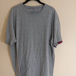 tommy hilfiger t shirt olx