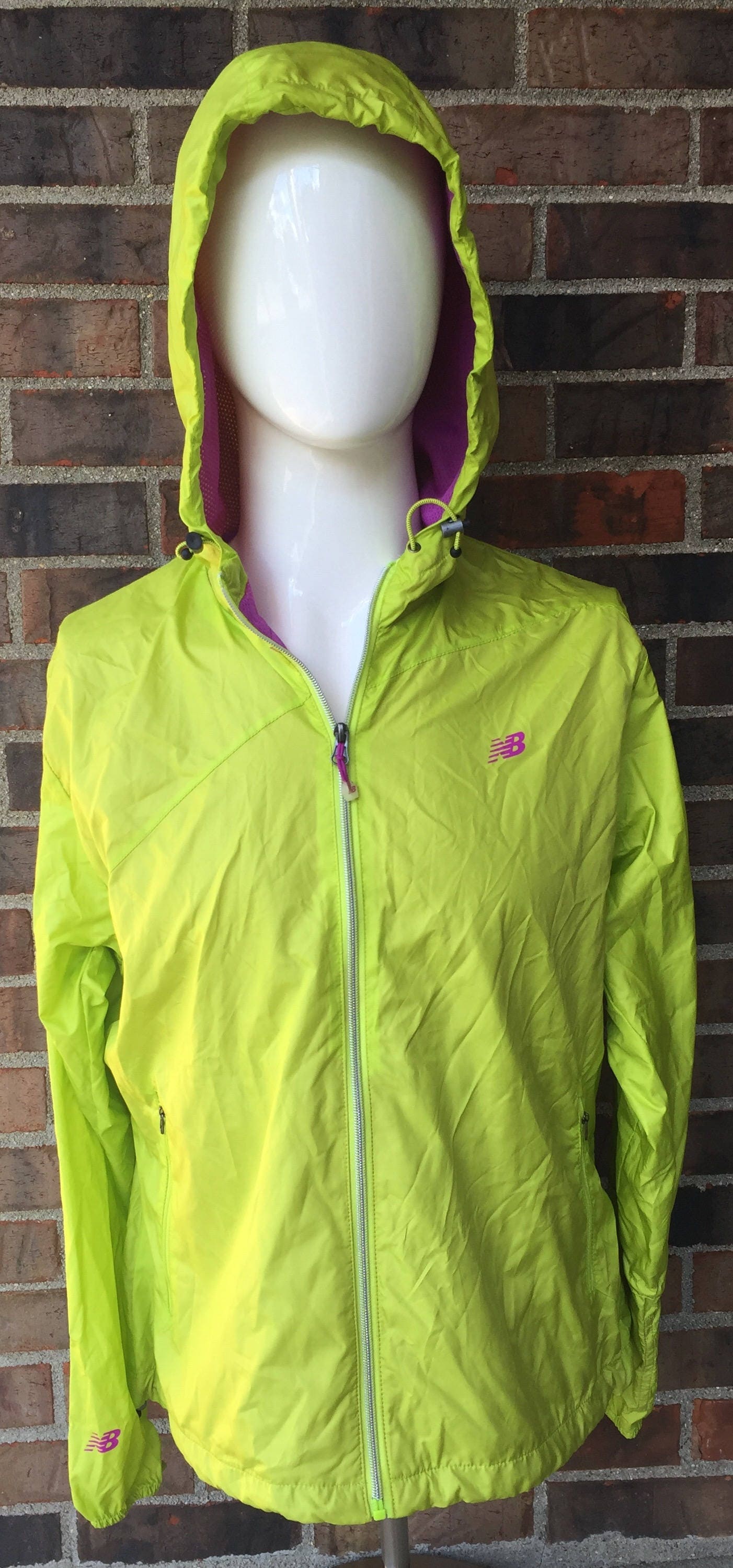 new balance sprinter jacket