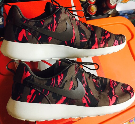 Nike Roshe Run Size 13 Tiger Print Jungle Running Shoe Kicks - Etsy