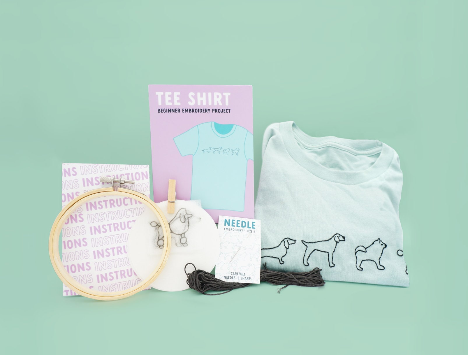 Learn to knit with this kit from Threadbook! This is the perfect