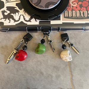 Stabby Skull Dust Plug Charm: Type C USB Kindle/Phone Plug