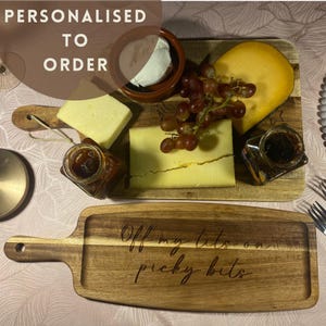 Vassoio da portata in legno inciso personalizzato / Tagliere da portata inciso CNC / Tagliere per salumi virali / Tagliere Picky Bits / Regalo gastronomico