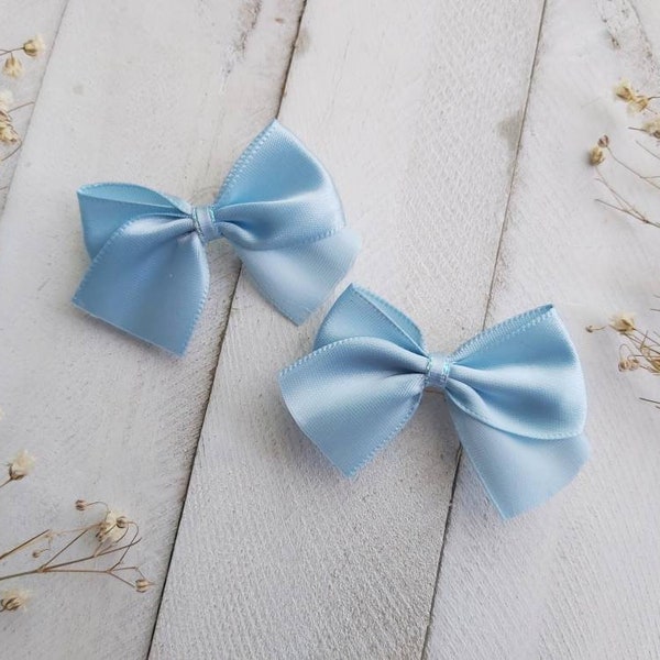 light blue polyester dog bow with non latex groomer bands, pair of dog bows, blue dog hair bow, gummiband, small bow for dog,