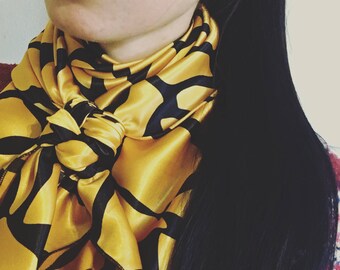 Black and Orange/Yellow Giraffe Print