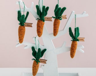 Personalised Felt Carrots - 5 Pack - Felt Easter Decorations Multipack Family Hanging Decorations With Names