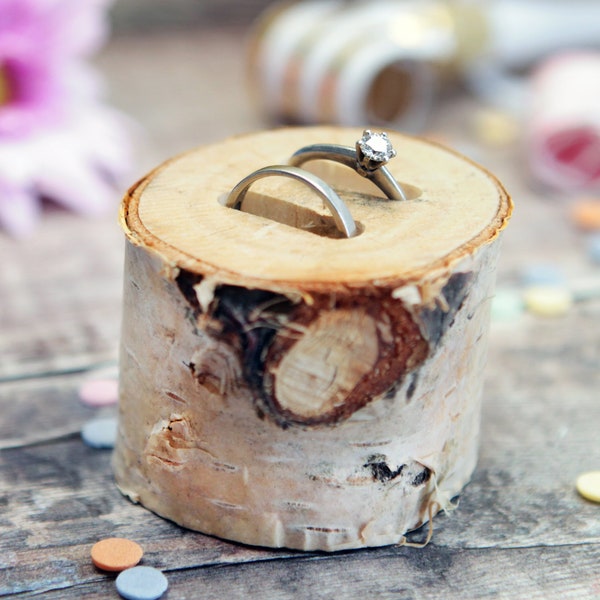 Wooden Wedding Ring Holder - Wedding Ring Box Ring Bearer Wedding Ring Cushion Wedding Photo Accessories Rustic Wedding Decorations