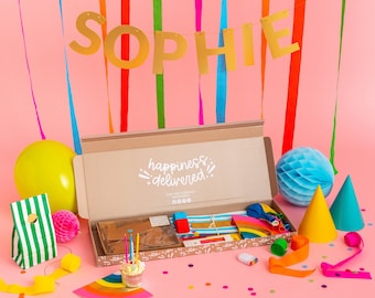 Fête colorée dans une boîte - Boîte de fête arc-en-ciel Anniversaire Décorations de fête à thème d'été colorées Célébrations de fête pour enfants lumineuses