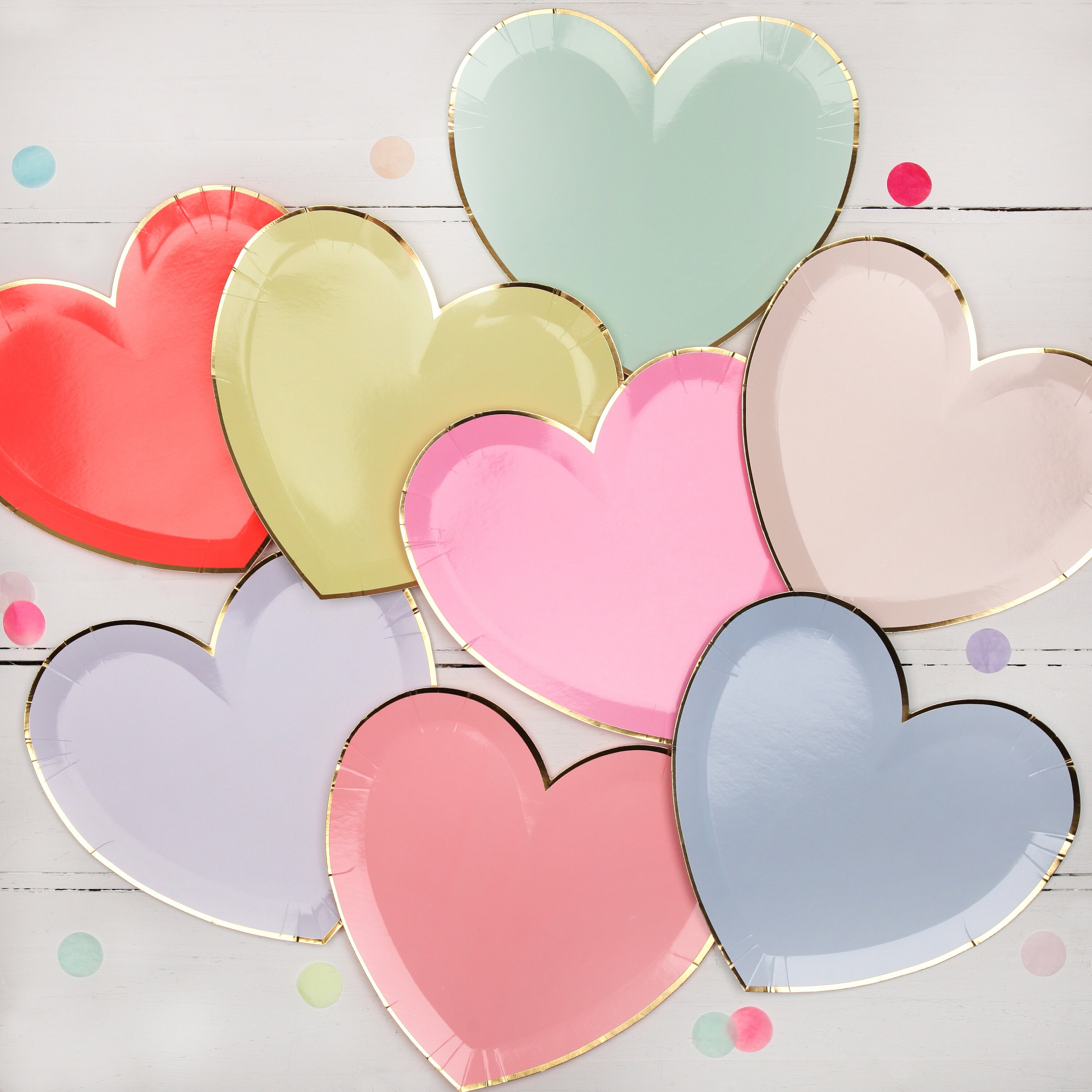 heart shaped disposable plates