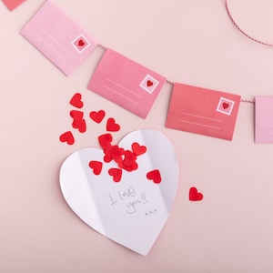 Love Letter Envelope Garland - Valentine's Day Gift Ideas Personalised Romantic Gift Proposal Idea