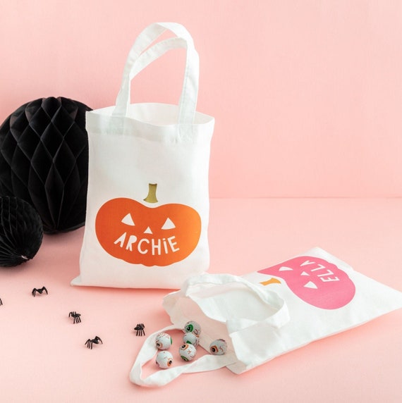 Bolsa de dulces o trucos de calabaza personalizada: bolsa de dulces o  trucos de Halloween personalizada para niños, idea de regalo de Halloween  para