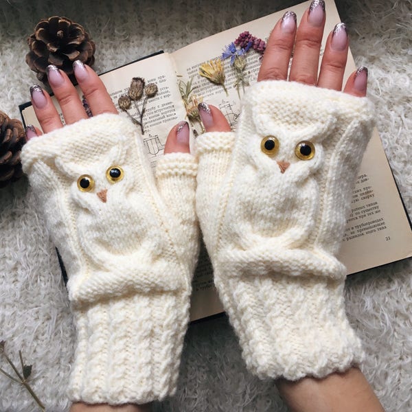 Owl gifts Owl fingerless mittens woman Fingerless gloves mitts for girl knit mittens Wool owl lovers gift Warm mitts Knitted warm fingerless