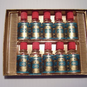 Cologne, Complete Vintage set of 10 Mini Unopened bottles of Vintage Cologne, Echt Kolnisch Wasser 4711