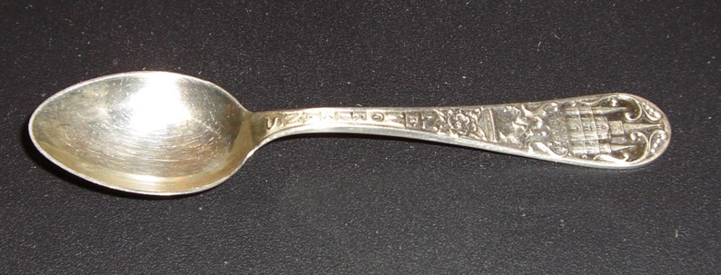 JWR Vintage Souvenir Sterling Silver Spoon St Souvenir Spoon Louis Cathedral