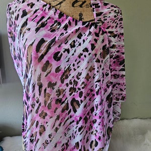 Lilac Pink Fabric Poncho Top: Leopard Print Shoulder Cover Up