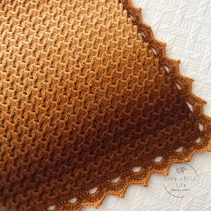 Golden Hour Blanket Crochet Pattern, Cluster Stitch Blanket with Gothic Shell Border, 3 Sizes, Comfortable Beginner PDF + Video tutorial