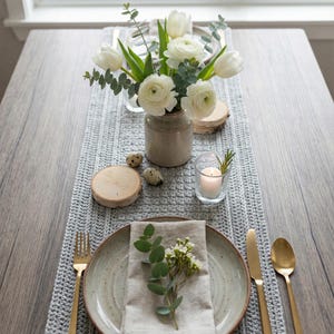 Beginner Crochet Table Runner Pattern: Easy Christmas Home Decor (PDF Pattern