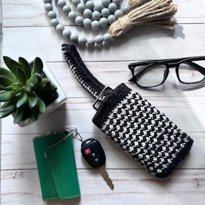 Crochet Phone Holder & Wristlet Pattern – DIY Crochet Accessory, cell phone bag pdf pattern,  Beginners and Intermediate Crochet
