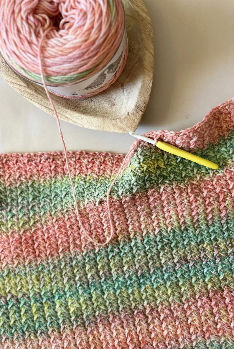 Crochet pattern & video Easy beginner-friendly blanket emotional support crochet stitch afghan crochet pattern baby blanket warm stitch Bild 1