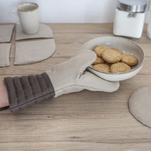 Linen Oven Mitt. Linen Kitchen Glove. Linen Kitchen Mitten. Protective Cooking Gloves. image 3