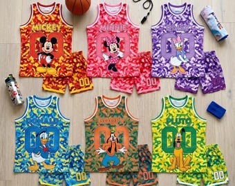 Conjunto de camisetas de vacaciones familiares de Mickey Mouse 2026, conjunto de baloncesto a juego de Disney, camisetas personalizadas de viaje familiar de Mickey y Minnie.