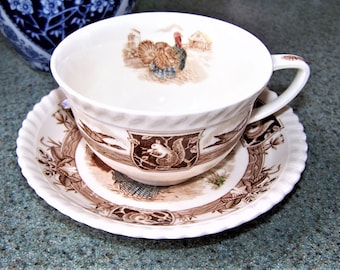 Vintage Johnson Bros Barnyard King Cup & Saucer  Turkey  Design   Excellent Condition