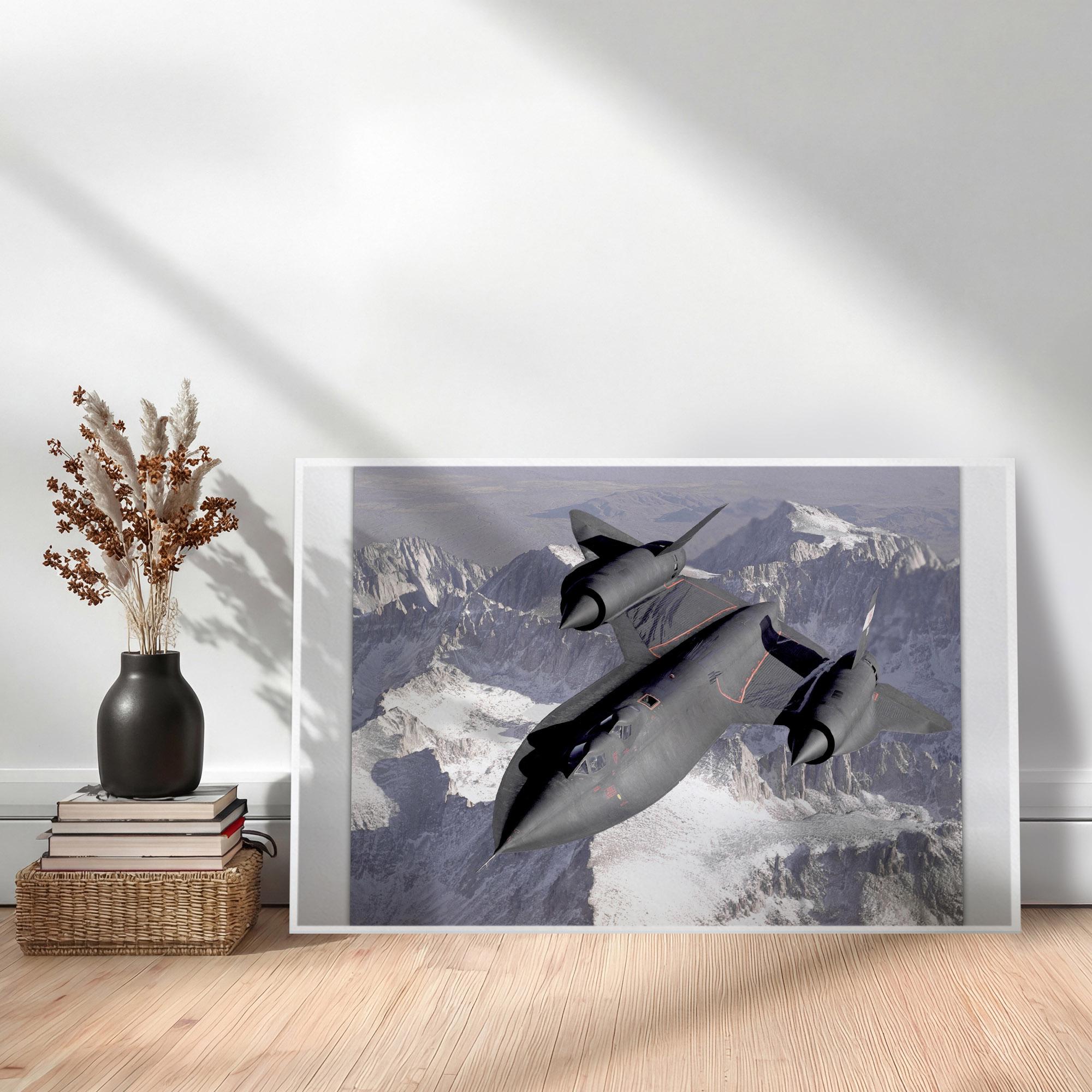 SR-71 Blackbird High-speed Reconnaissance Aircraft Wall Art Print