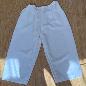 White Vintage Peddle Pushers/Capri Pants
