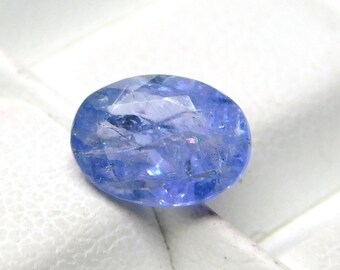 Oval Faceted Blue Tanzanite Gemstone: 1.30 ct, 8x6 mm