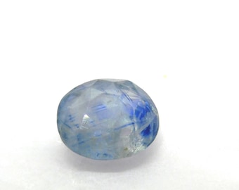 3.65 Carat Oval Ceylon Blue Sapphire: Natural Gemstone (9x8 MM