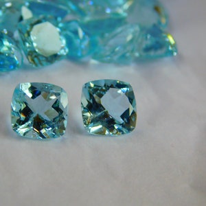Wholesale Genuine 7x7 mm Cushion Cut AAA++ Natural Brazilian Blue Aquamarine Loose Gemstones
