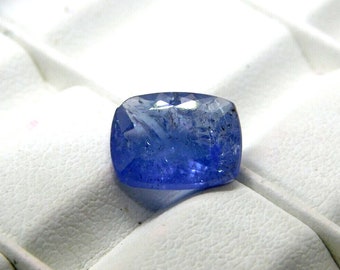 Gemas sueltas de tanzanita azul de corte natural de 2,70 quilates con facetas en forma de cojín