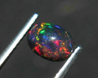 Natürlicher Schwarzer Opal 8x6 mm Oval Äthiopischer Multi Feuer Opal Cabochon Lose Edelsteine