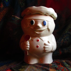 1930's USA art pottery cookie jar, dough boy design, white/blue eyes, red buttons, chef's hat, jolly baker jar, excellent condition, fun,