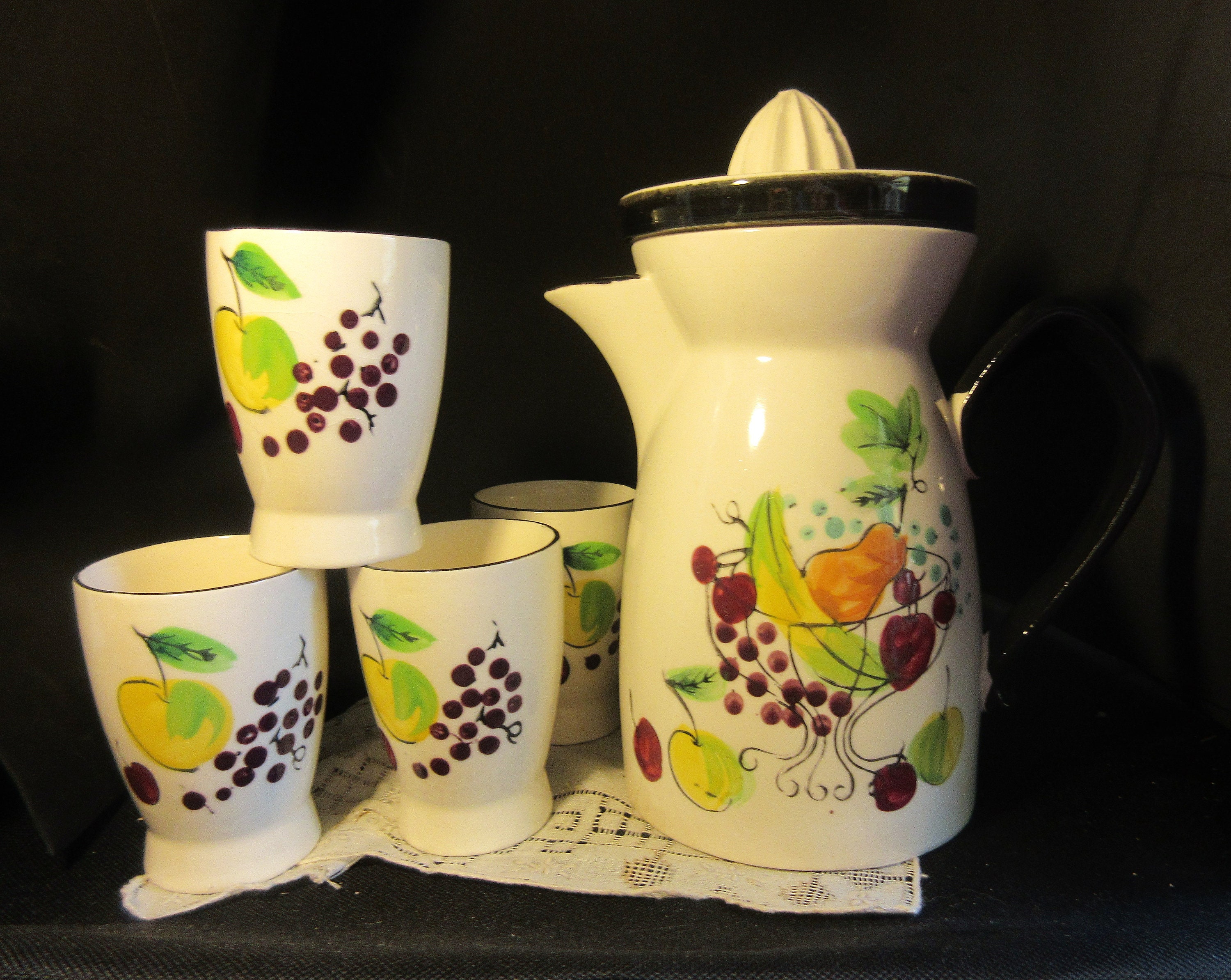 1950's Juice Set, Ceramic Juicer Pitcher With 4 Juice Glasses, White ...