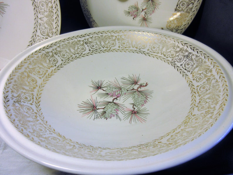 Lifetime China Co covered serving bowl and plate,1950/'s vintage cottage chic pinecone design retro kitchen madmen style Ohio