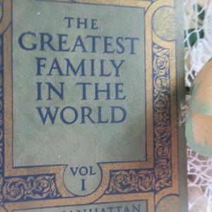 Greatest Family in the World, pamphlet, 1920&#39;s, Bank of the Manhattan publication, illustrated, vintage, excellent condition, mixed media