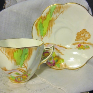 Rosina art deco cup and saucer, 1930's vintage, fine china, English, country scene, rippled cup, wavy edged saucer, excellent condition