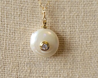 Collar de perlas de agua dulce doradas y chapado en oro
