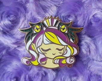 Smiling Seraphim, LGBTQ+ Pride angel enamel pin - Non-Binary edition