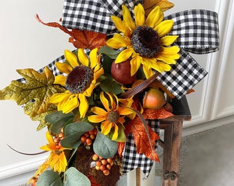 Yellow Sunflower Lantern Swag, Thanksgiving Wreath, Summer Swag, Farmhouse Decor