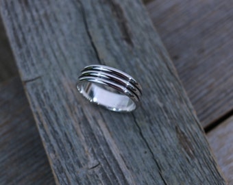 SHADDIX Ring - Sterling Silver Ribbed Ring, 6 mm wide, Every Day Ring