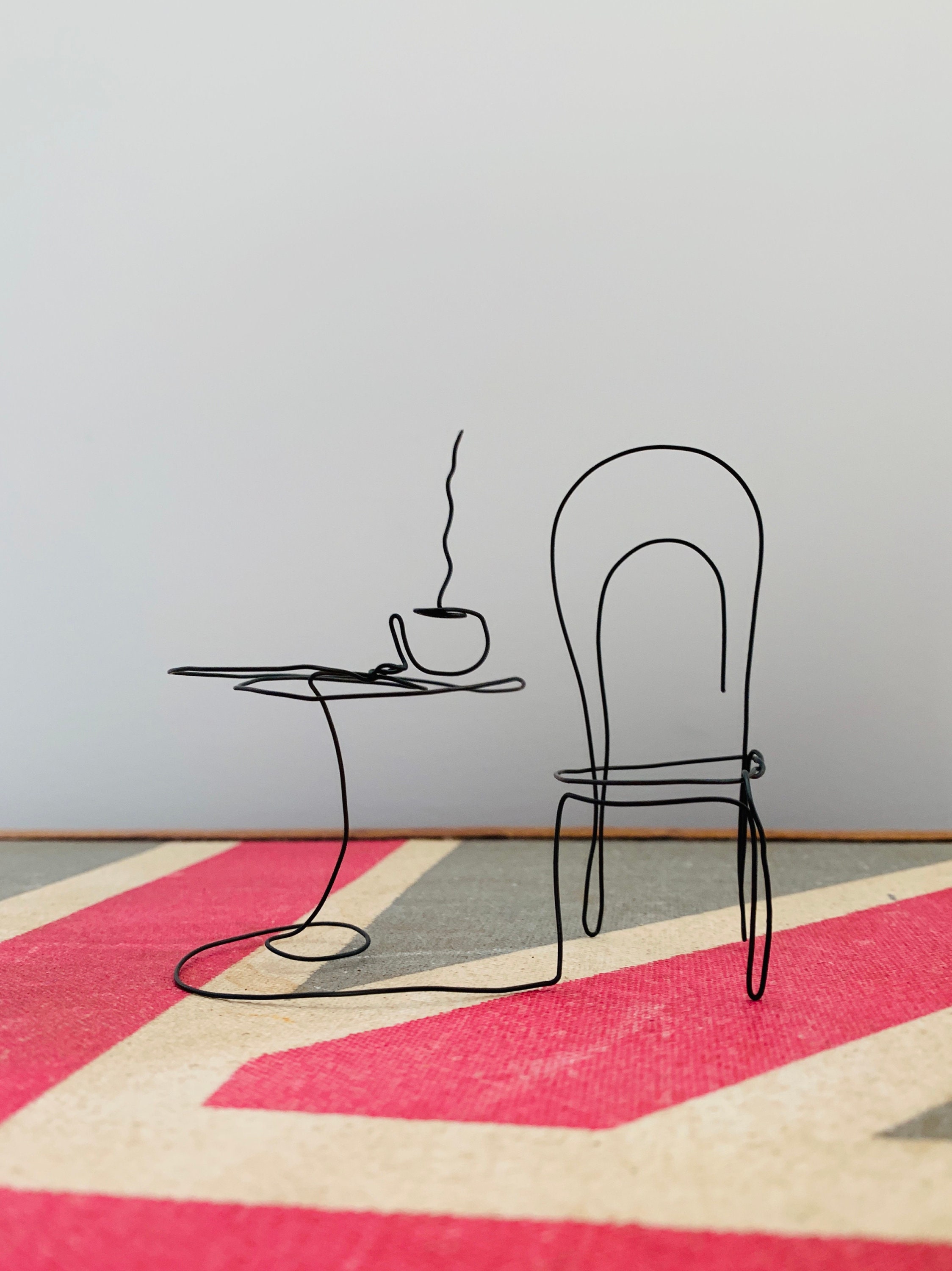 Hand shaped chair - Etsy 日本