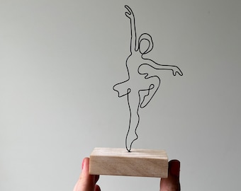 Wire ballerina dancing sculpture handmade figurine gift ballet statue metal copper jazz classical desk decor point figure girl teen dress