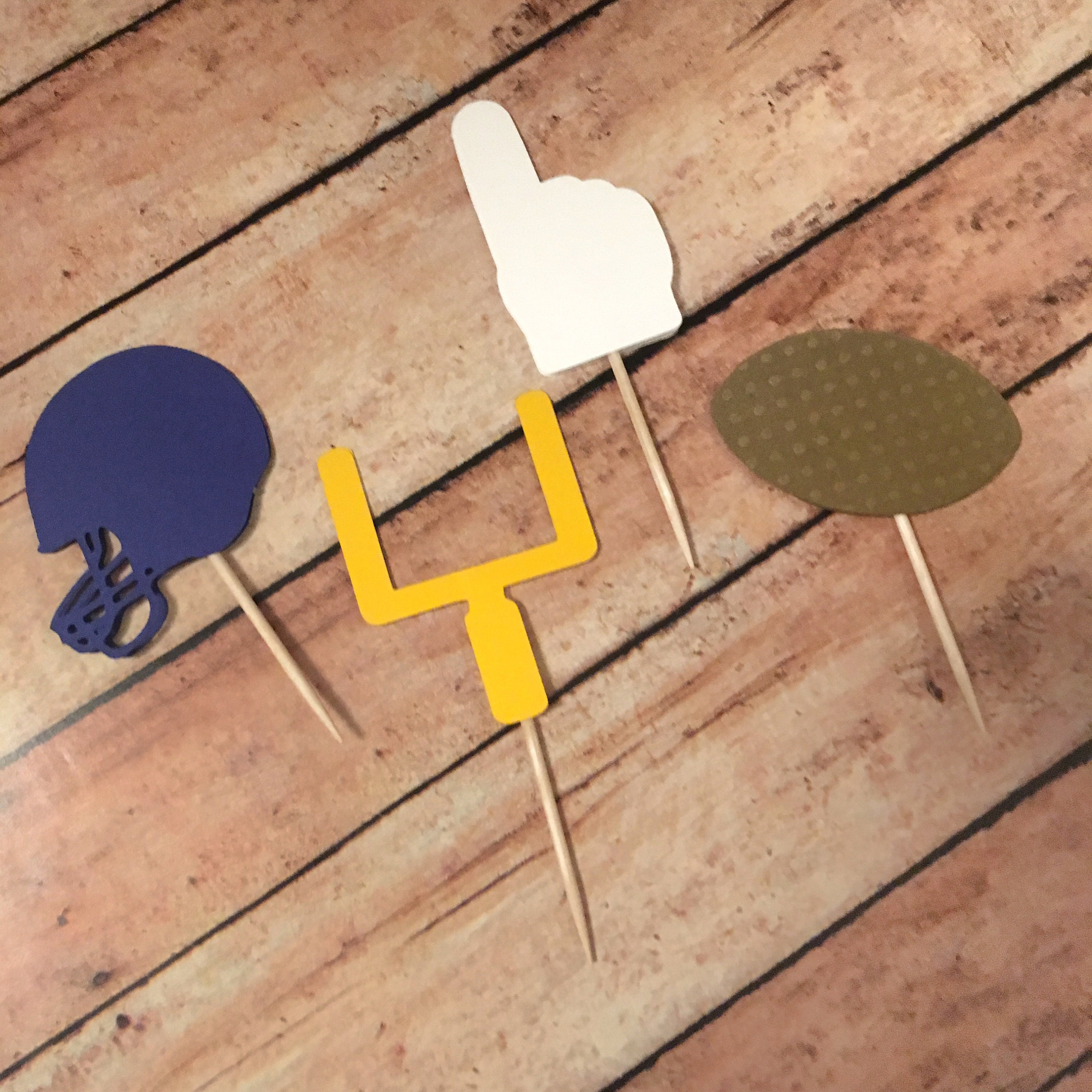 Sports themed party decor Super Bowl party decorations Football cupcake toppers Sports themed party decor Super Bowl party decorations Football cupcake toppers